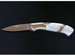 Custom knife Magnum series Butterfly shell